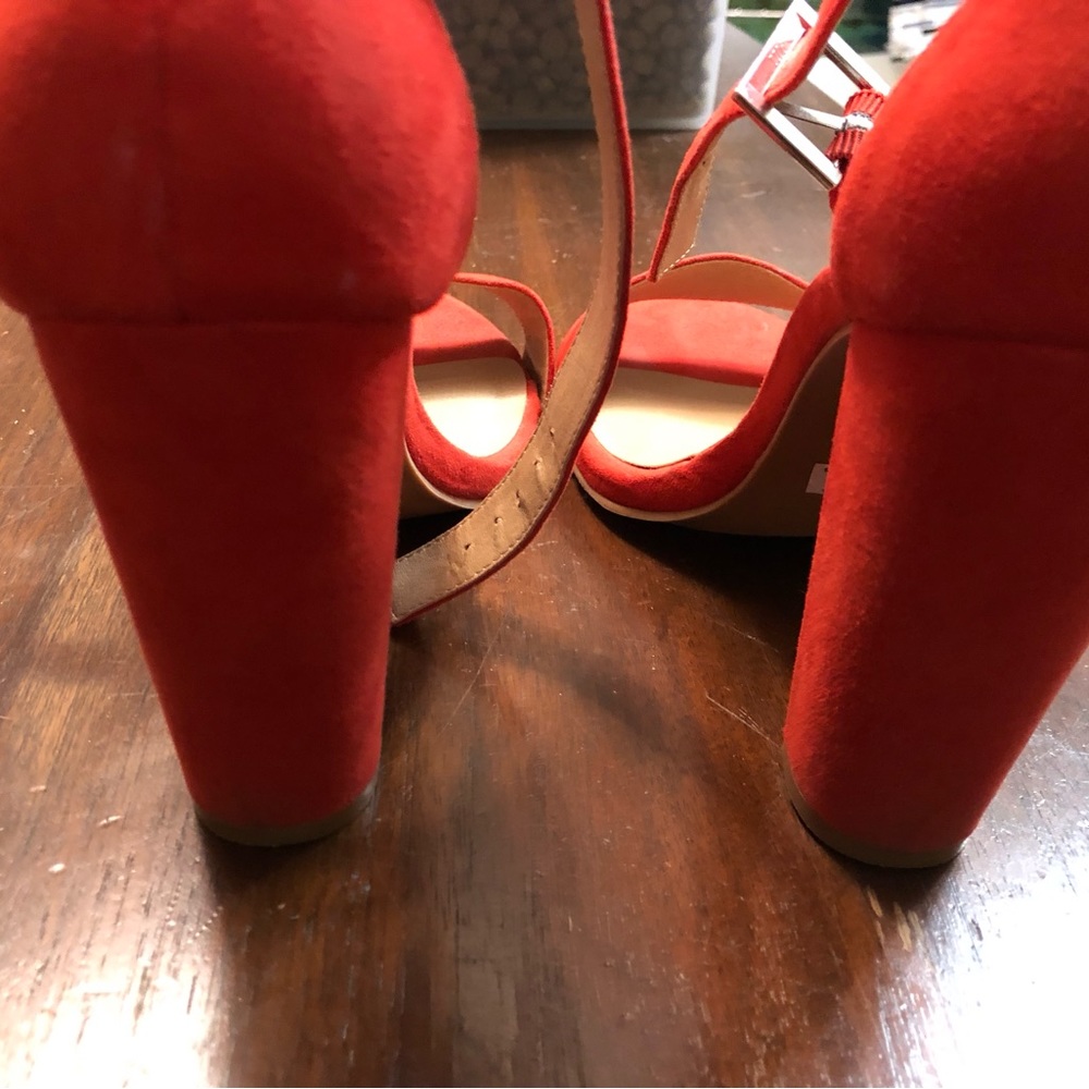 Heels - Picture 7 of 9